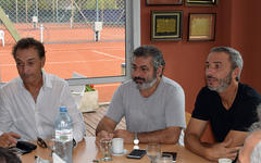 José Luis Clerc y Daniel Orsanic visitaron el Club Sirio Libanés