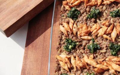 Harra usbau, lentejas frías con fideos a la siria Harra usbau, lentejas frías con fideos a la siria