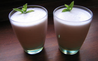 Ricas bebidas frutales árabes Ricas bebidas frutales árabes