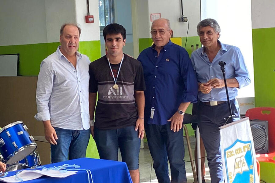 Autoridades del CSLBA participaron de entrega de medallas en el Comercial 15 de Saavedra