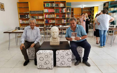 El Dr. Hugo Said Alume (izq.), junto al Intendente de Quines, Oscar Macías El Dr. Hugo Said Alume (izq.), junto al Intendente de Quines, Oscar Macías