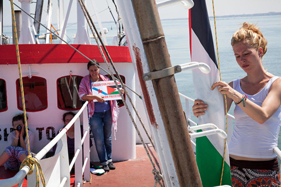 Flotilla de la Libertad, tripulada por mujeres parte hacia Gaza