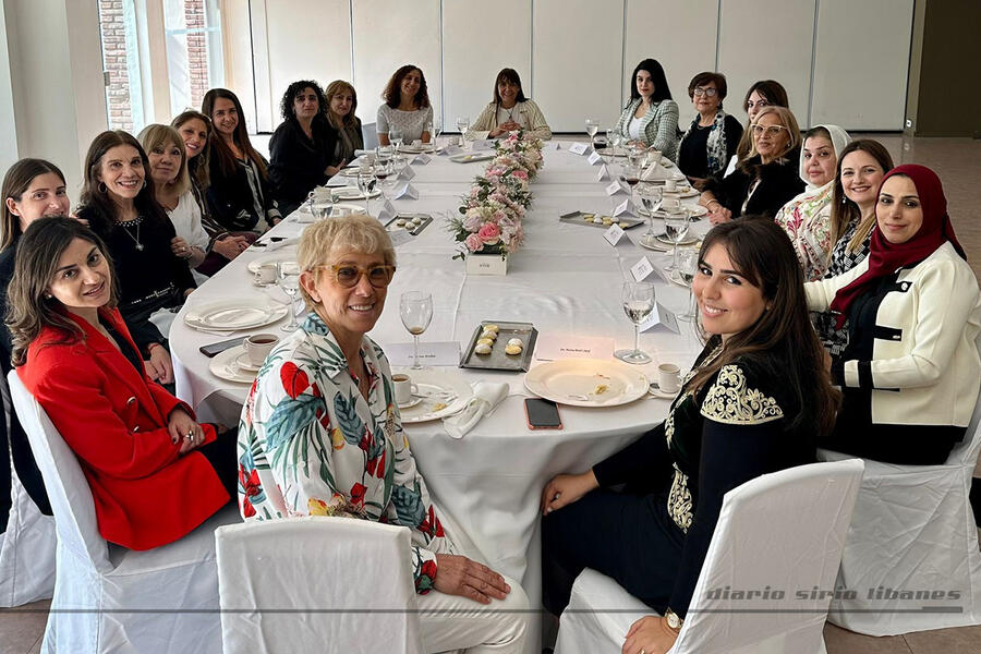 La Comisión de Damas realizó un almuerzo con mujeres del ámbito diplomático