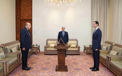 Jura del Embajador Dr. Sami Salameh frente al Presidente de la República Árabe Siria Dr. Bashar al-Asad  |  Damasco, Octubre 4, 2021 (Foto: Presidencia Siria)