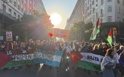 Frente al Congreso, la comunidad árabe se moviliza en solidaridad con el pueblo palestino
