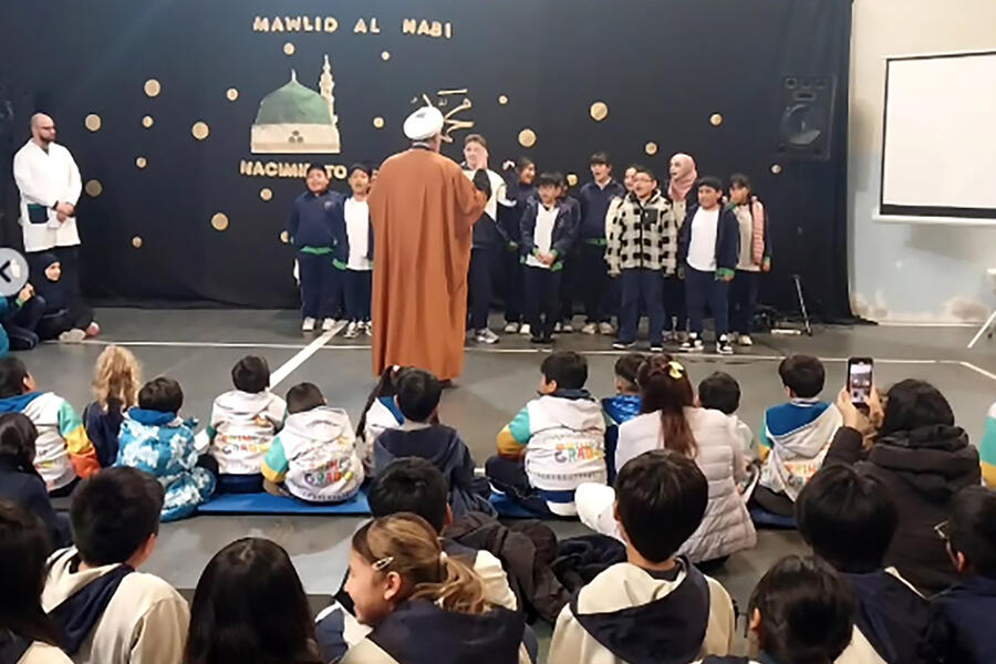 Celebración Mawlid Al Nabi -Nacimiento del Profeta Muhammad (ByP) junto al alumnado y docentes del Instituto Argentino Árabe Islámico a cargo del Sheij Abdala Cerrilla | Septiembre 2025 (Foto: AAAI redes)