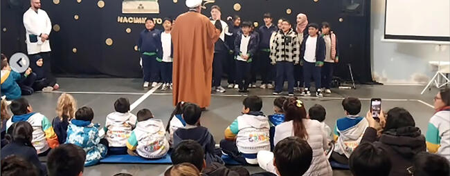 Celebración Mawlid Al Nabi -Nacimiento del Profeta Muhammad (ByP) junto al alumnado y docentes del Instituto Argentino Árabe Islámico a cargo del Sheij Abdala Cerrilla | Septiembre 2025 (Foto: AAAI redes)