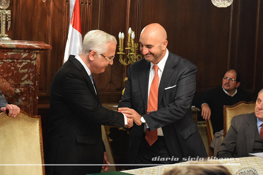 Reunión con empresarios en la embajada de Siria