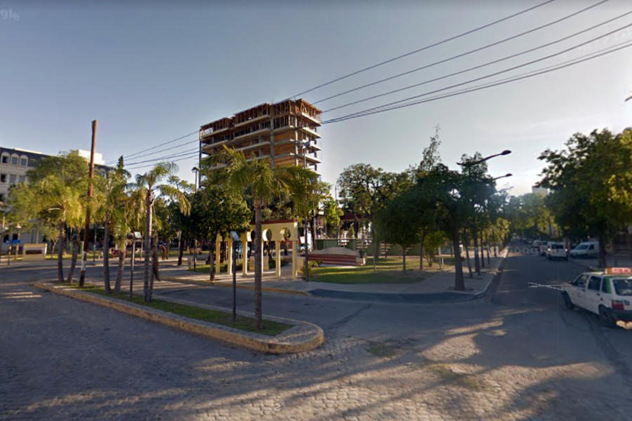 El Jardín Árabe, ahora pasa a denominarse "Plaza Árabe Dr. Abraham Camilo Brahim"
