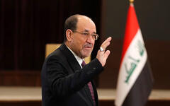 El ex primer ministro iraquí Nouri al-Maliki tras emitir su voto durante las últimas elecciones parlamentarias iraquíes | Noviembre 11, 2025 (Foto: Ahmad Al-Rubaye / AFP)