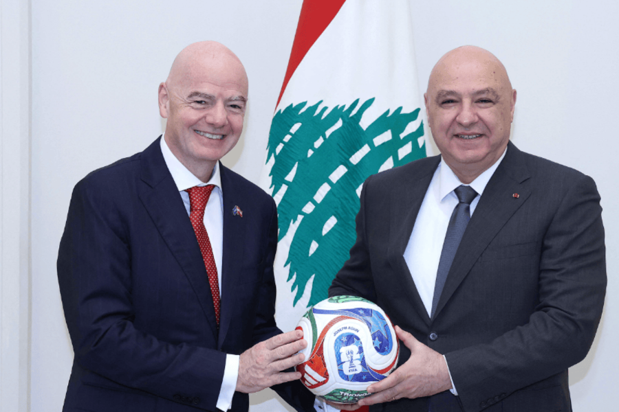 Aoun otorga la ciudadanía libanesa al presidente de la FIFA