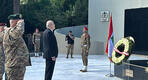 El Primer Ministro, Najib Mikati, deposita ofrenda floral frente al Monumento a los Mártires en Yarze | Noviembre 21, 2024 (Foto: NNA)