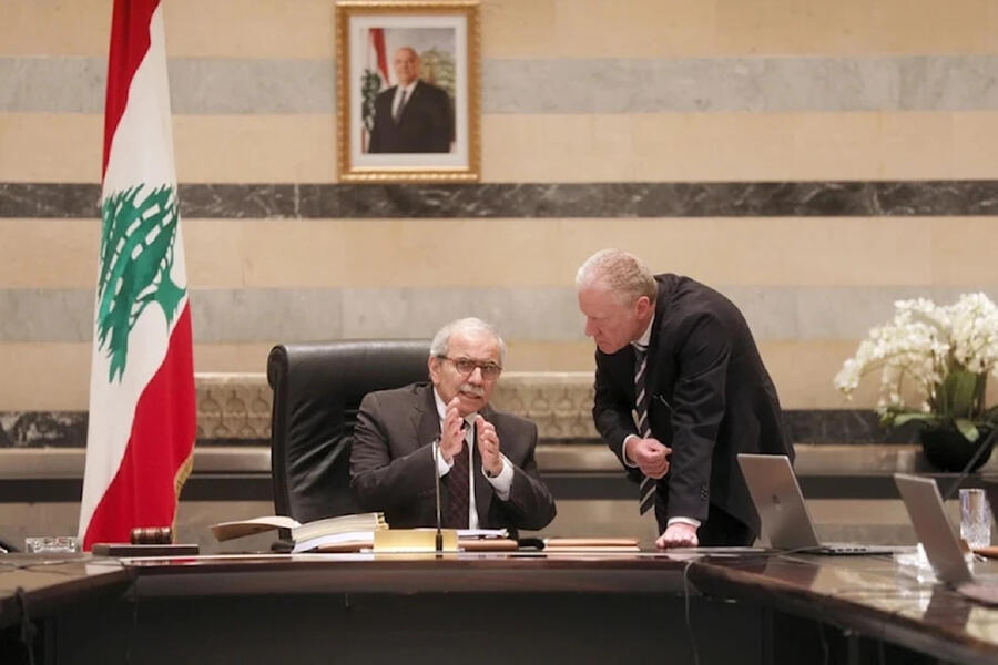 El primer ministro libanés, Nawaf Salam, y el ministro de Asuntos Exteriores, Youssef Raggi (Foto: Marwan Bou Haidar).