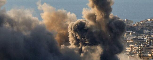 Bombardeo de Israel contra el suburbio del sur de Beirut, Burj al-Barajneh. FOTO: MARWAN NAAMANI.