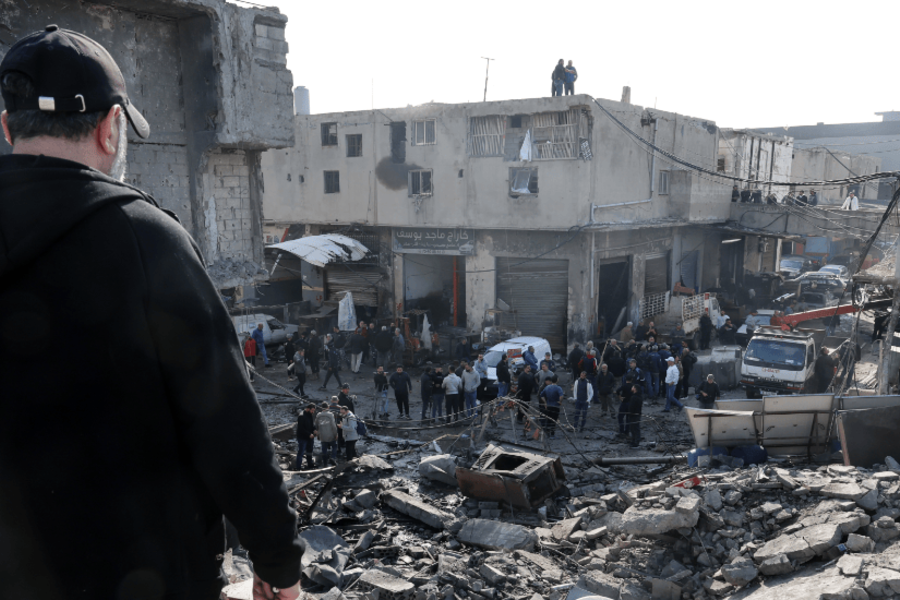 Israel intensifica bombardeos sobre el Líbano en vísperas de un debate clave sobre desarme