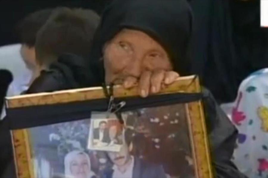 Líbano recuerda aniversario de la masacre israelí en Qana