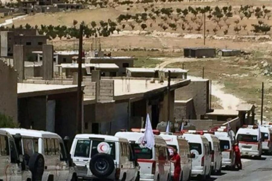 Militantes y refugiados sirios evacuan Líbano