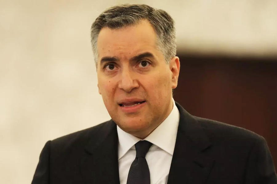 Mustapha Adib se dirige a la prensa luego de ser designado como nuevo primer ministro del Líbano este 31 de agosto de 2020 en el palacio presidencial de Baabda, Líbano. Reuters.