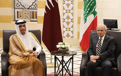 El primer ministro libanés Nawaf Salam recibe al ministro de Asuntos Exteriores del Estado de Qatar, Mohammed bin Abdulrahman bin Jassim Al Thani, en el Palacio de Gobierno | Beirut, octubre 16, 2026 (Foto: Oficina PM Líbano)