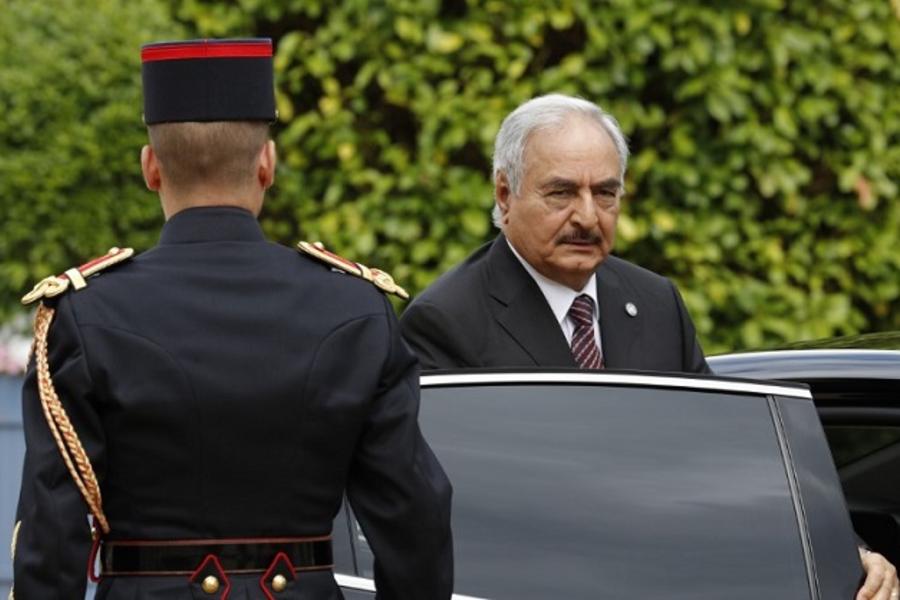 Haftar pide apoyo militar a UE