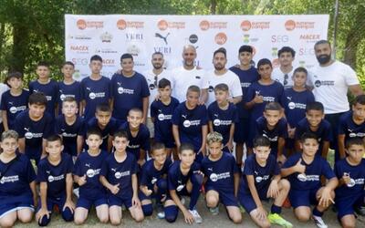 Fundación Pep Guardiola recibió a 28 niños palestinos de Gaza en su campus en el Pirineo catalán