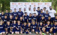 Fundación Pep Guardiola recibió a 28 niños palestinos de Gaza en su campus en el Pirineo catalán