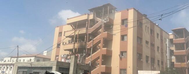 Israel bombardea el hospital Nasser y asesina a periodistas en Gaza