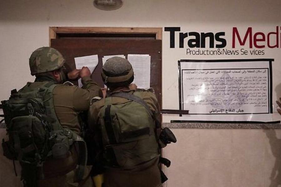 Israel cierra medios palestinos