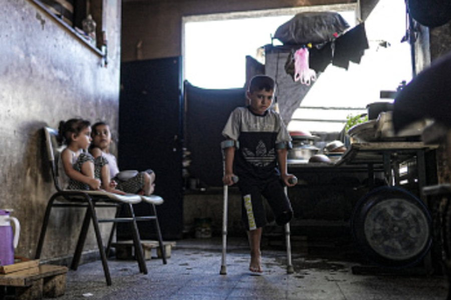 La ocupación bloquea el ingreso a Gaza de más de 900 sillas de ruedas destinadas a niños amputados