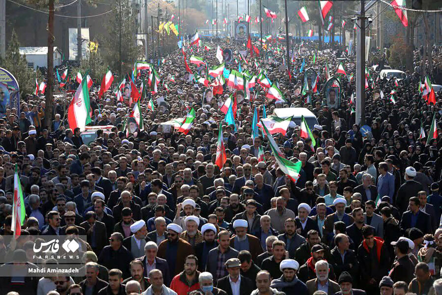 Disturbios armados e intromisión extranjera en Irán