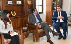 Encuentro entre el Encargado de Negocios de Chile y el Rector de la Univ. de Damasco (Foto: Embajada de Chile en Siria)