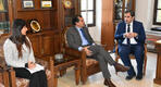 Encuentro entre el Encargado de Negocios de Chile y el Rector de la Univ. de Damasco (Foto: Embajada de Chile en Siria)