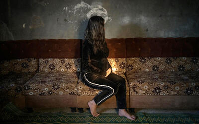 Una joven de 16 años que afirmó haber sido secuestrada y violada, tras lo cual descubrió que estaba embarazada (Foto: Laura Boushnak / NYT)