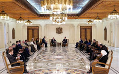 Presidente Bashar al-Asad recibe en Damasco a delegación rusa encabezada por Alexander Lavrentiev (Foto: Presidencia Siria)