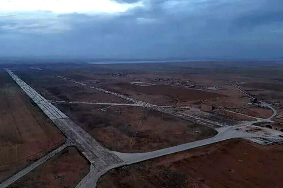 Vista de la base aérea militar de Abu al-Duhur en Idleb (Foto: SANA) 