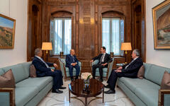 El presidente Bashar al-Asad recibe la visita del ex presidente del Líbano, Gral. Michel Aoun | Damasco, Junio 6, 2023 (Foto: Presidencia Siria)