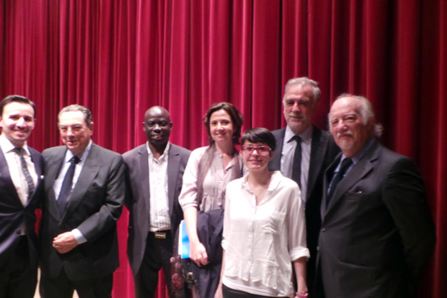De izq. a der.: Juan Francisco Baroffio, Abel Posse, Negumbi Sukama, Eugenia Contarini, Mariela Laghezza, Luis Moreno Ocampo, Waldo Villalpando. (Foto IC- CUDES)