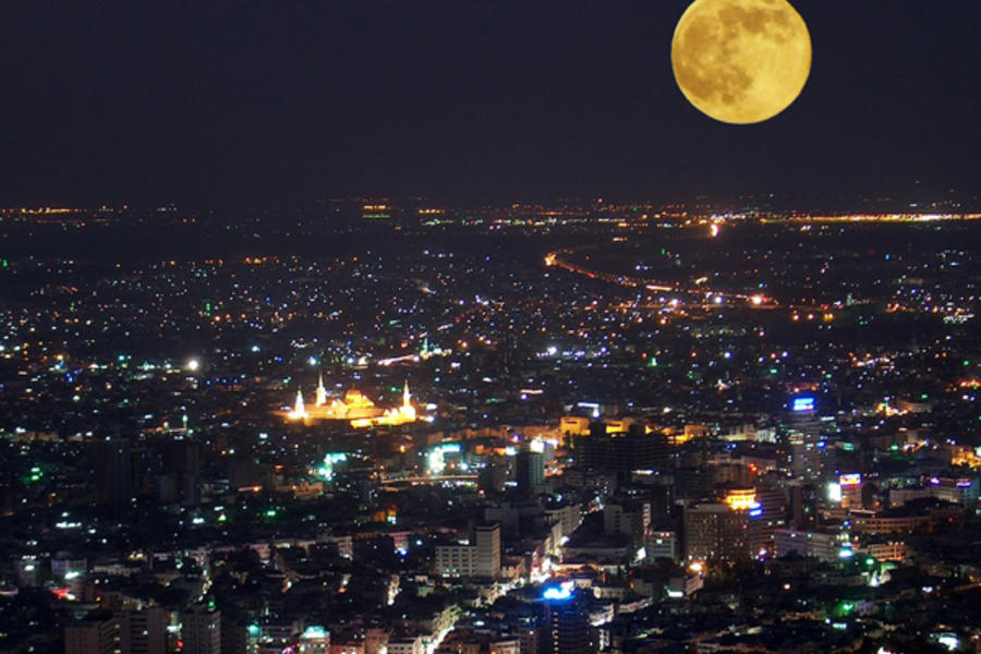 Damasco de noche