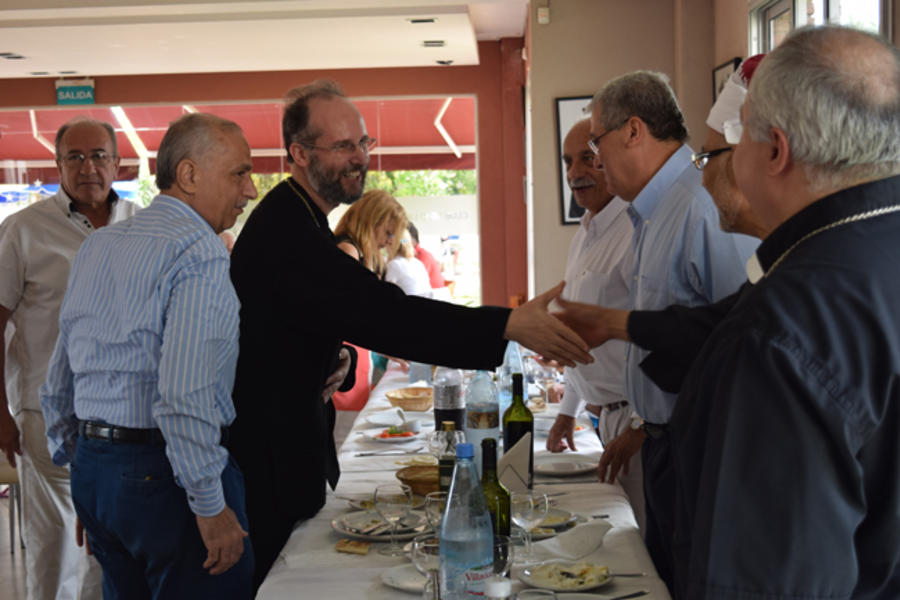 S.E.R. Monseñor Siluan Musi felicita al embajador Muaqqat