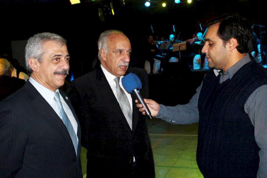 Autoridades del CSL de Bs. As., Cdor. Adib Attie y Arq. Claudio De Bas brindan reportaje a TV local