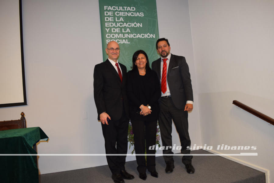 Daniel Vittar junto a la Alicia Daher y Máximo Paz.
