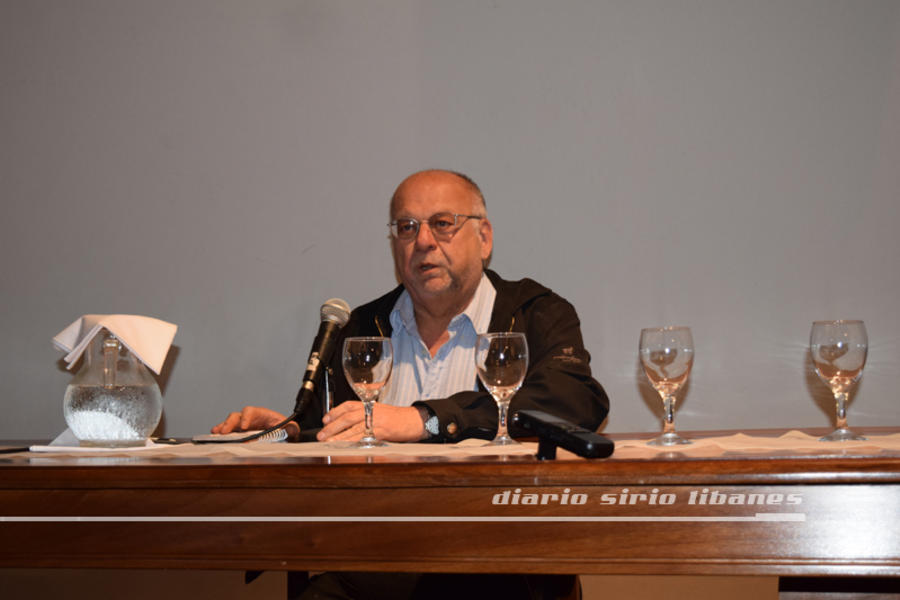 Disertación de José Schulman.