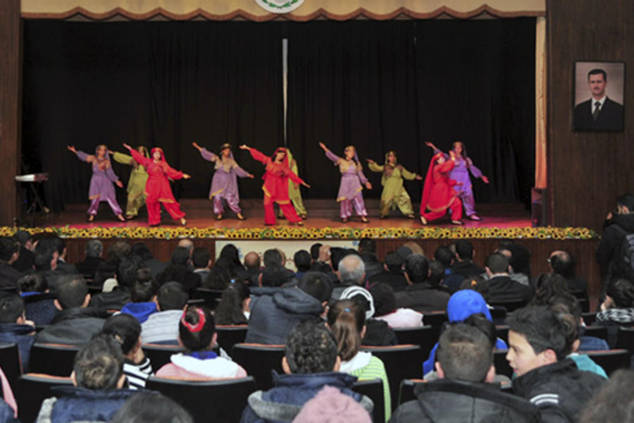 Presentación de la Compañía de Arte en la Escuela Hijas de los Mártires en Al Mezzeh.