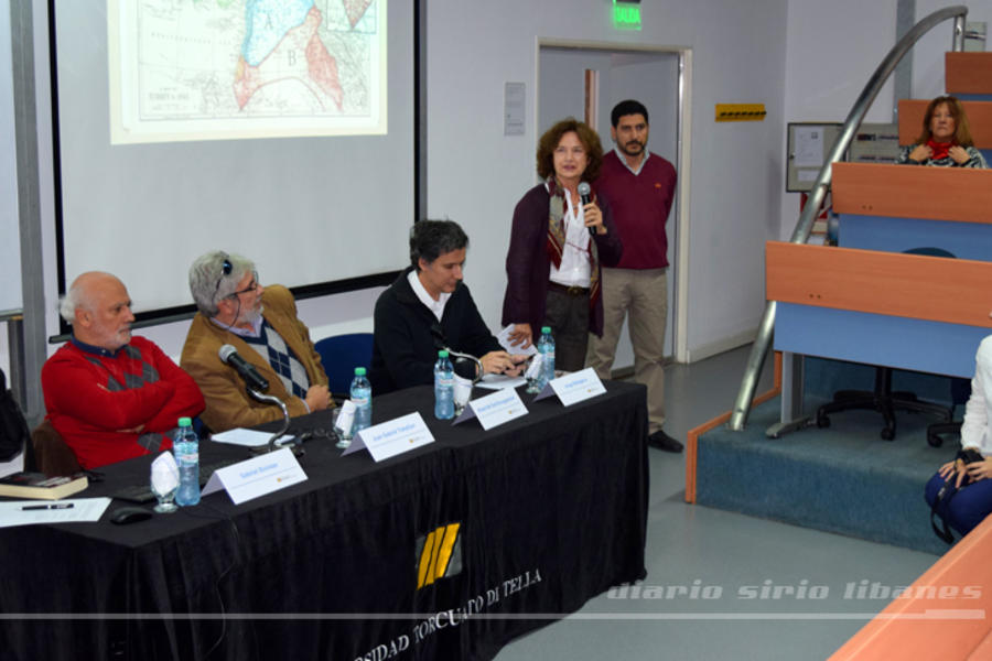 Palabras de bienvenida a cargo de la Dra. Ana María Mustapic, Directora del Departamento de Ciencia Política y Estudios Internacionales (UTDT).