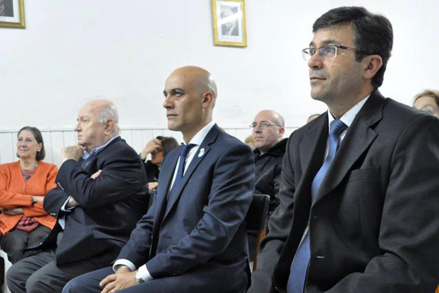 Presidente de la Sociedad Libanesa de Rosario, Lic. Moujir, Director del CeCAR "Iamame Cherife", Dr. Ponce Asahad, Sr. Cónsul de Siria, Jorge Abdelmalek y la Profesora Dra. Manzur.
