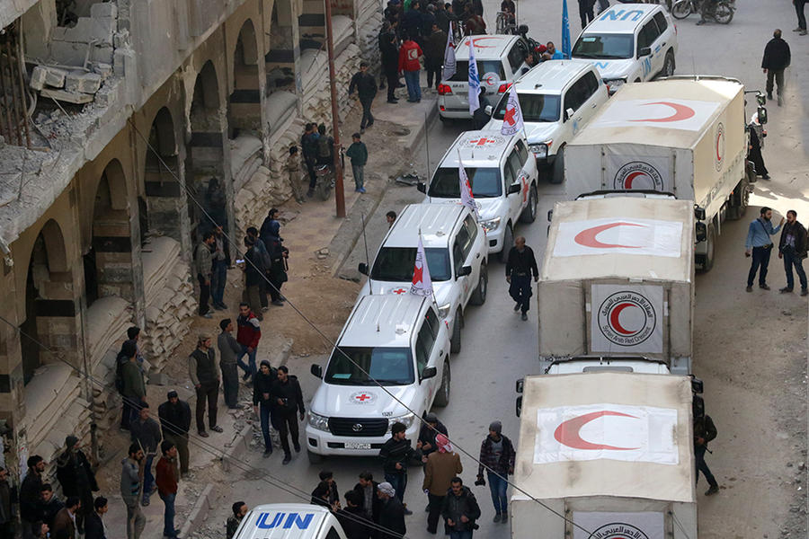 Convoy humanitario ingresa a Douma en Ghouta Oriental | Marzo 5, 2018 - (Imagen: SARC). 