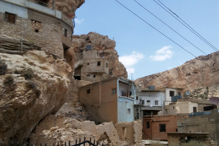 Las casas de Maalula se encaraman unas sobre otras por las laderas del Qalamoun (Foto: Pablo Sapag M.)