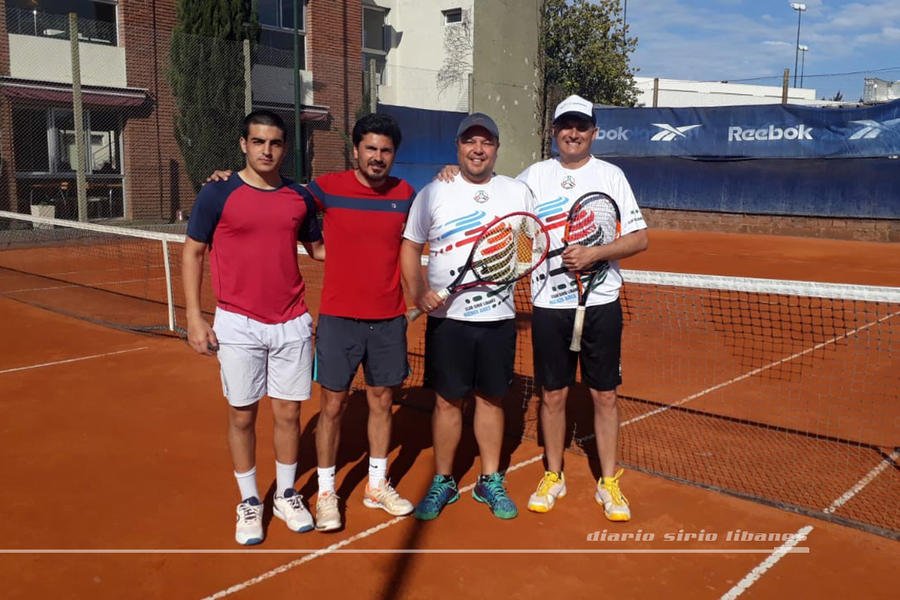 Equipo de mayores de Tenis del CSLBA