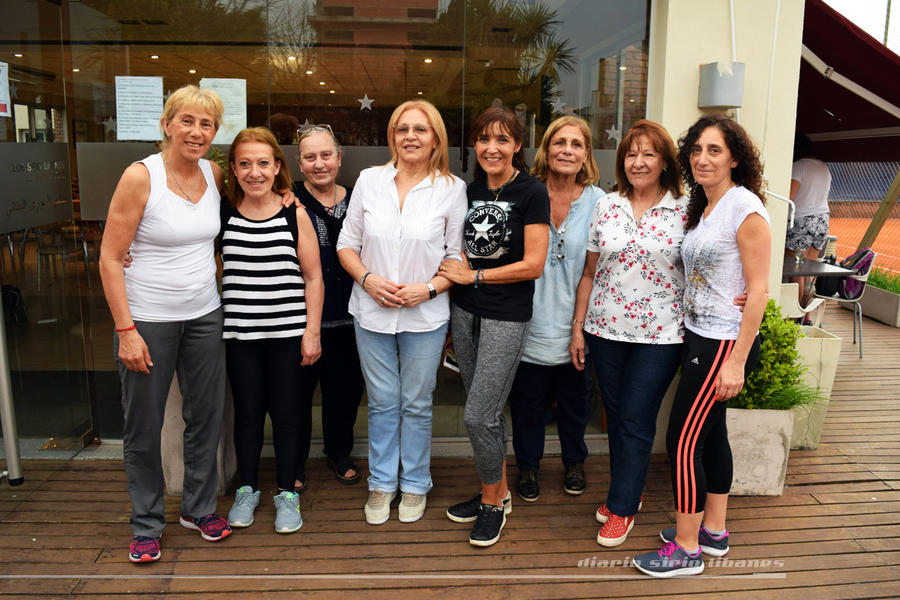 Comisión Directiva de la Asociación Benéfica de Damas Ortodoxas San Jorge 