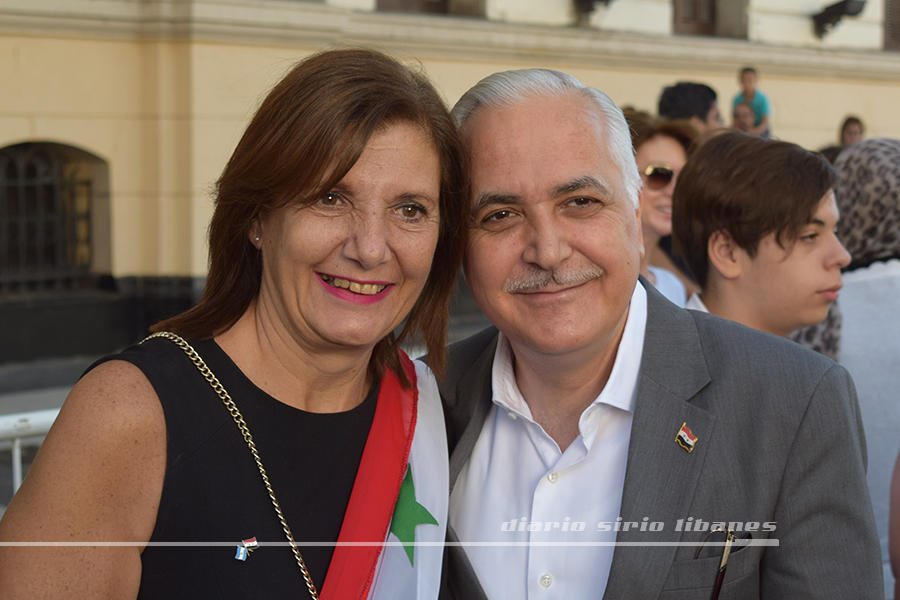 El Jefe de Misión de la República Árabe Siria, Maher Mahfouz, junto a la presidenta de FEARAB Buenos Aires, Arq. Susana Yedid